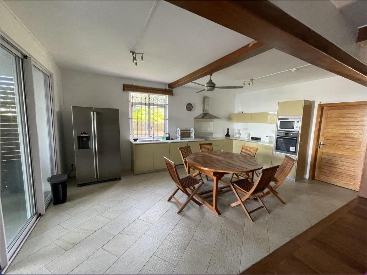 2 Bedroom Apartment -Villa Ibiza Trou d'Eau Douce Luaran gambar